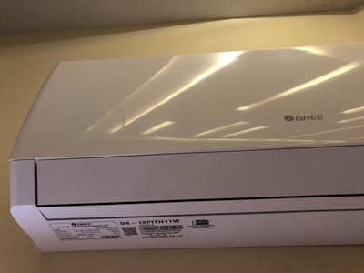 Gree 1 Ton DC Inverter AC