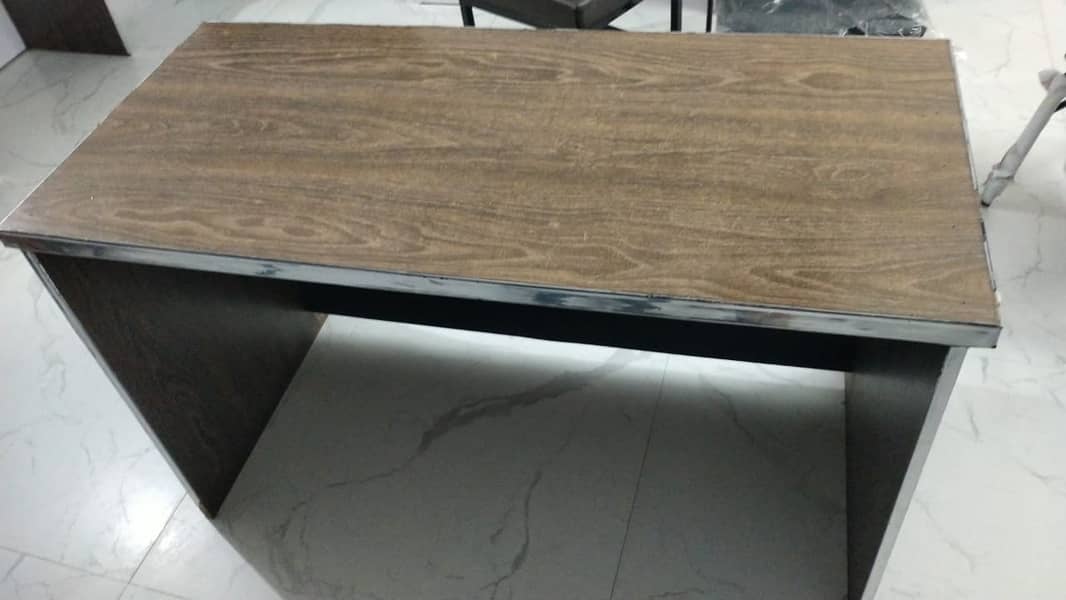 Office Working Table 3
