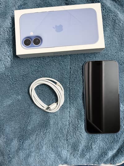 Apple iPhone 17 Factory Unlocked Full Box