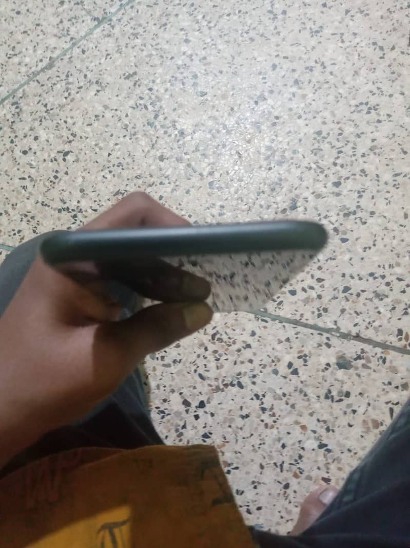 apple iphone 7 plus 2