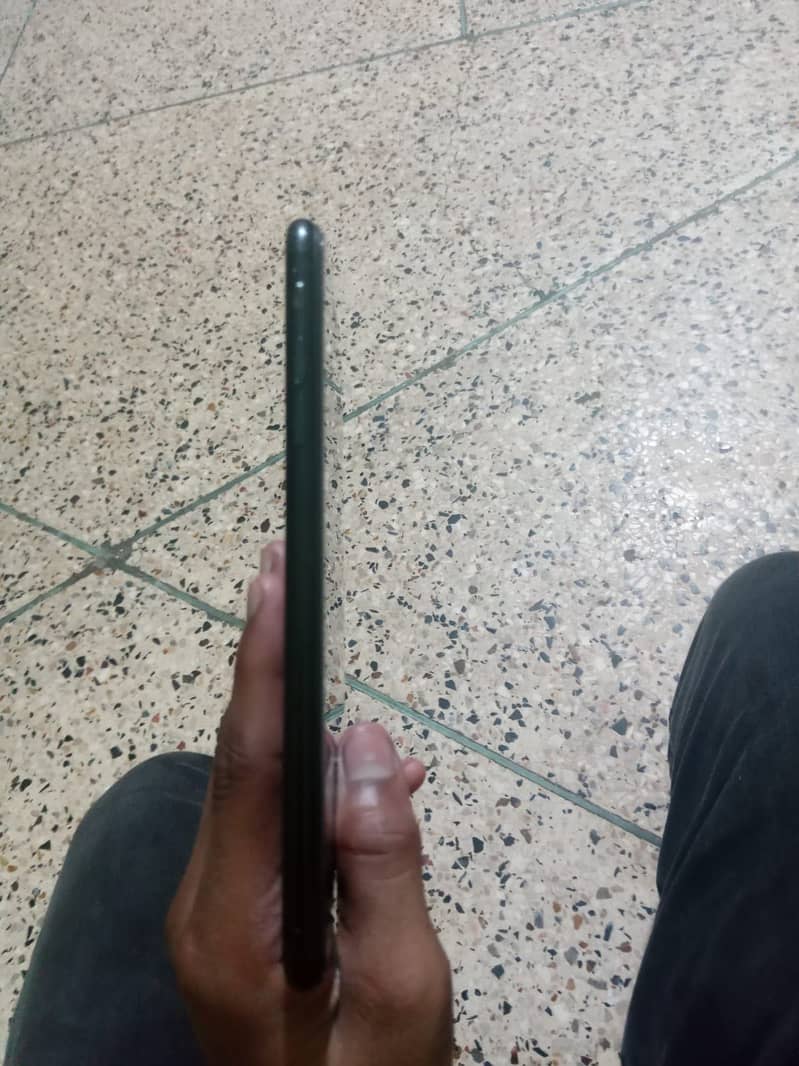 apple iphone 7 plus 5