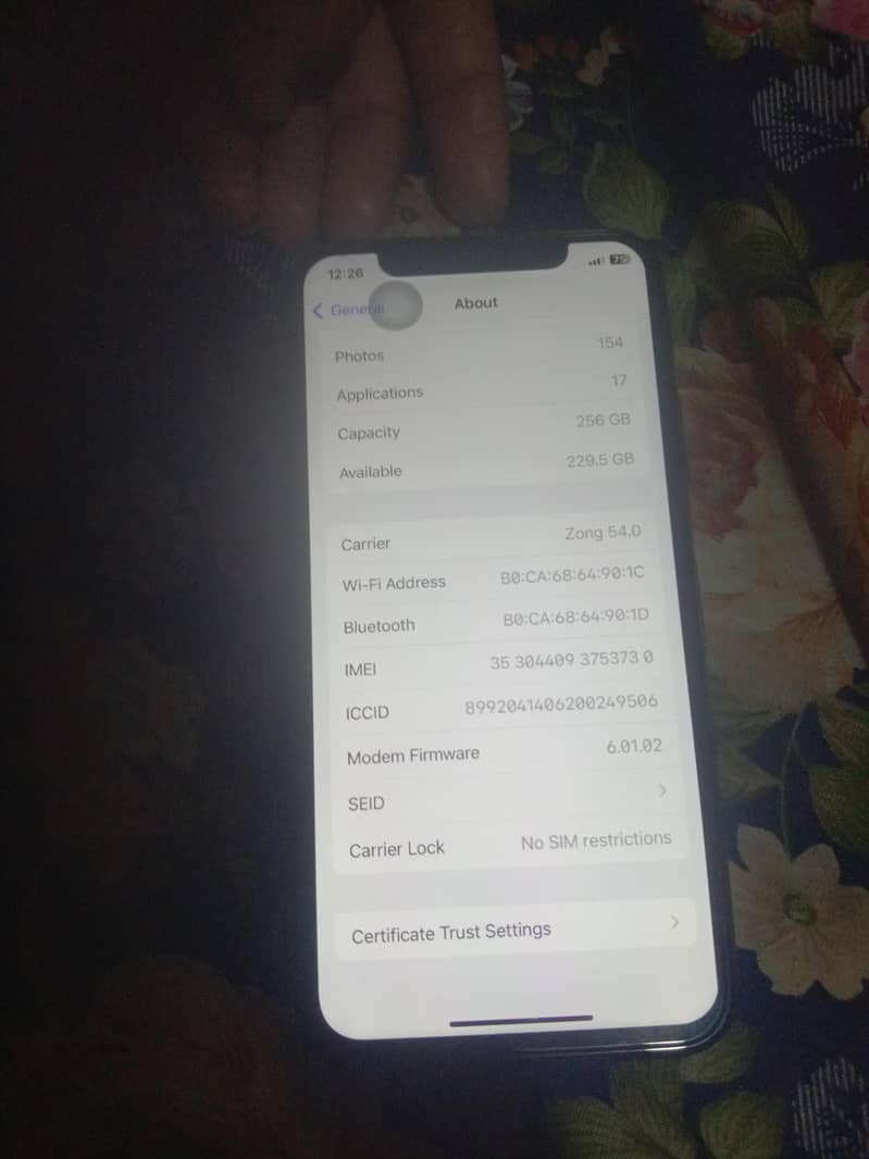 Apple iPhone X 3