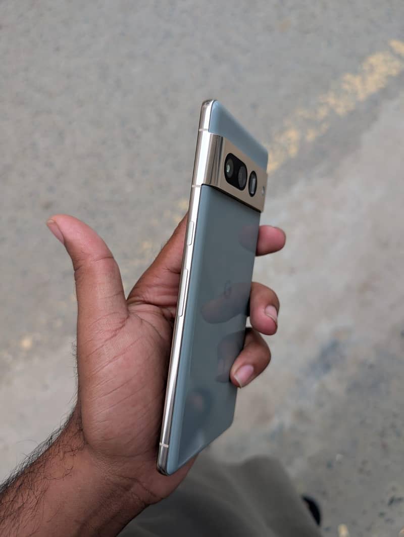 Google Pixel 7 Pro 3