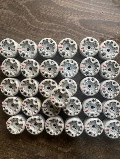 ABB TEMPERATURE TRANSMITTER