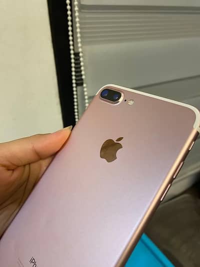 iphone 7 plus 128 GB  (no open no repair) (PTA approved) all ok