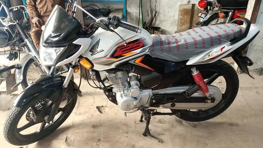 Honda CB 125  2024 model
