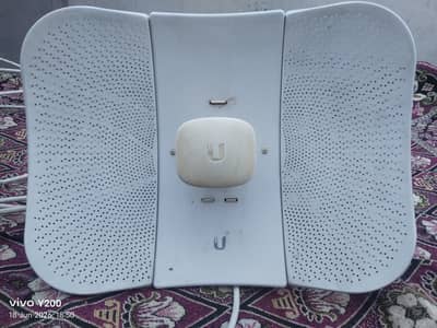 Ubiquiti Networks LiteBeam AC Gen2 airMAX – Used – Excellent Condition