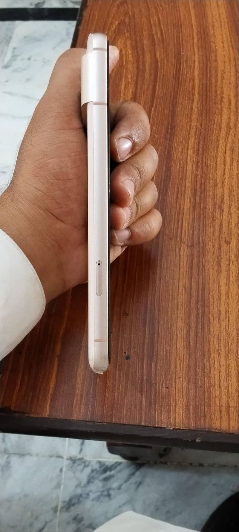 Google Pixel 8 1