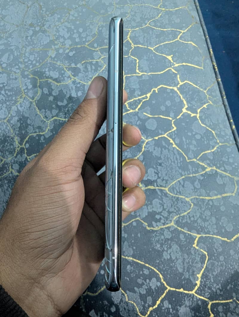 One Plus 9 Pro 4