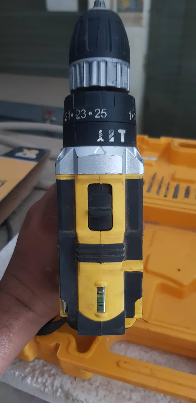cordless drill machine 4