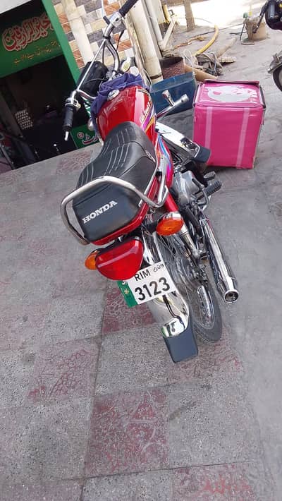 Honda CD 70 2008/2009 model 100% genuine 70+ Average