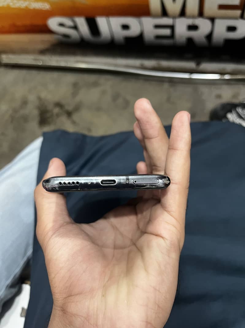 One Plus 7 Pro 4