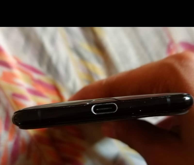 Sony XZ3 1