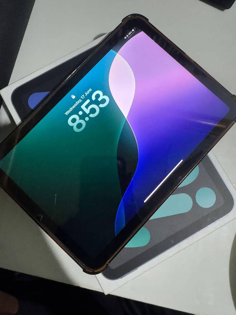 i pad mini 6th generation 64gb. . . . . 0