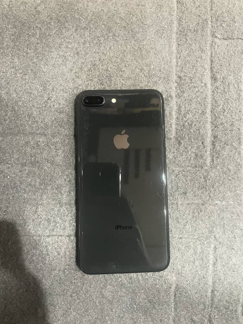 Apple iPhone 8 Plus 0