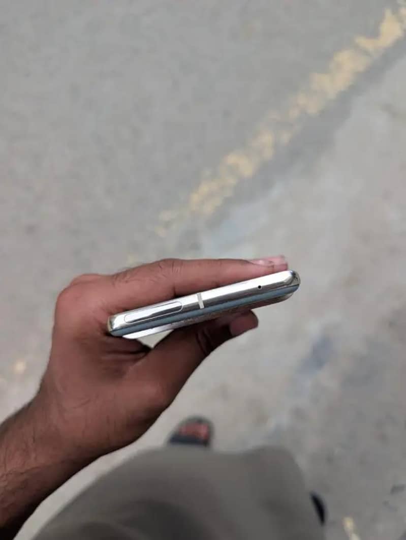 Google Pixel 7 Pro 4