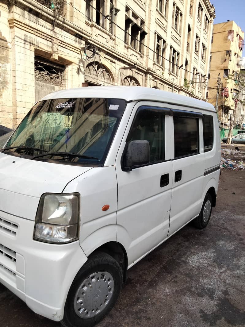Suzuki Every 2011 3