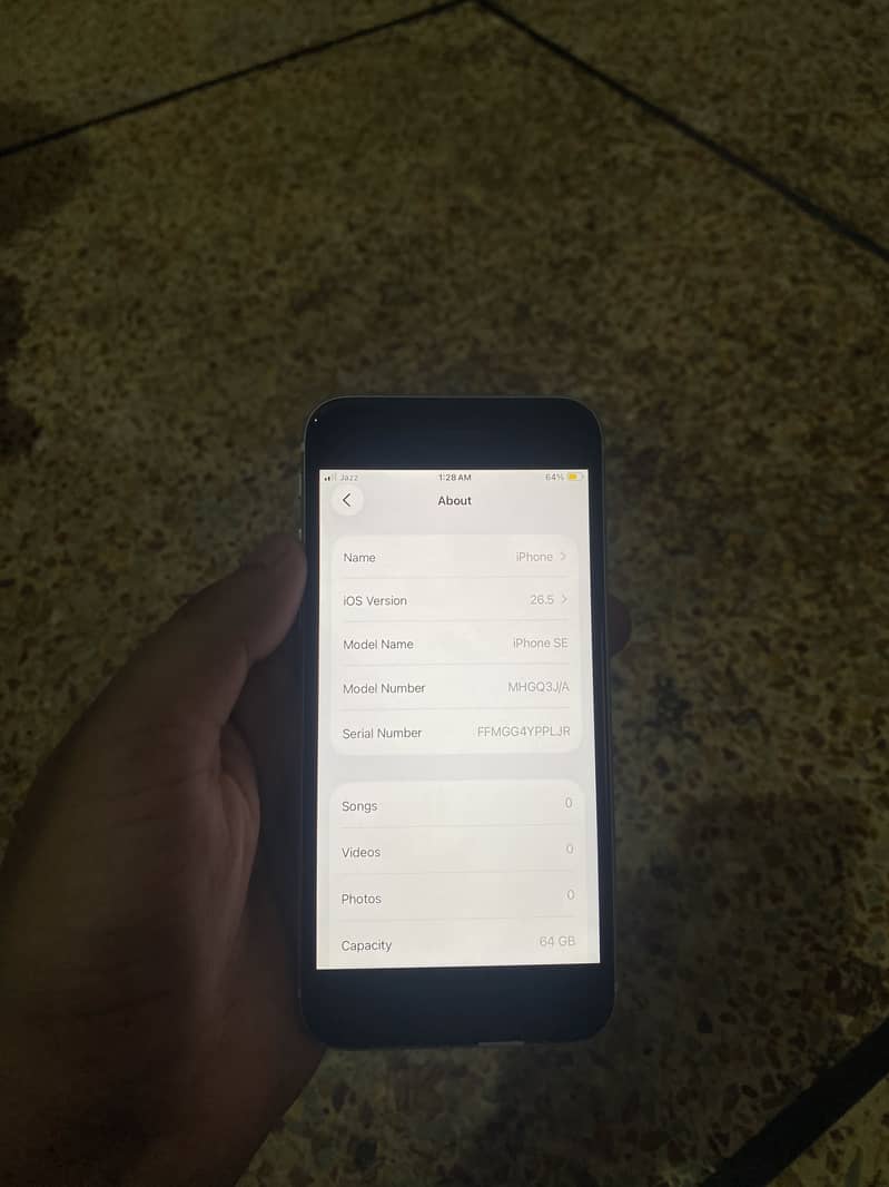 Apple iPhone SE 2 1
