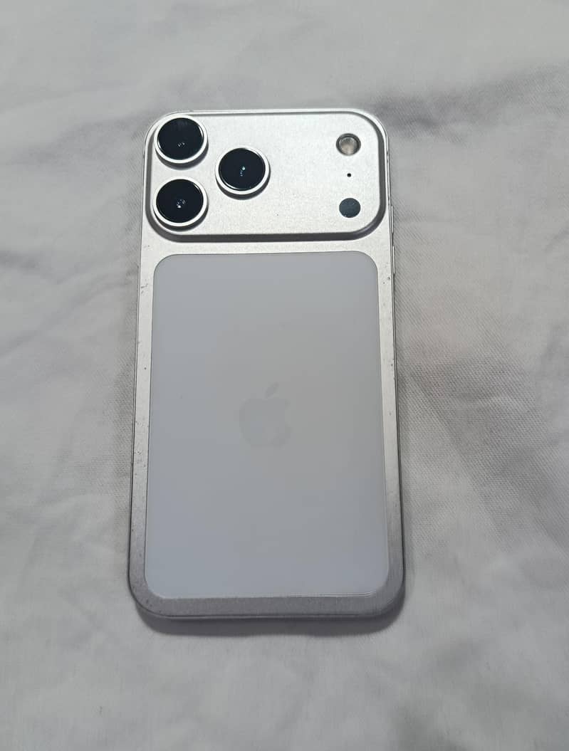 iPhone 17 pro 5