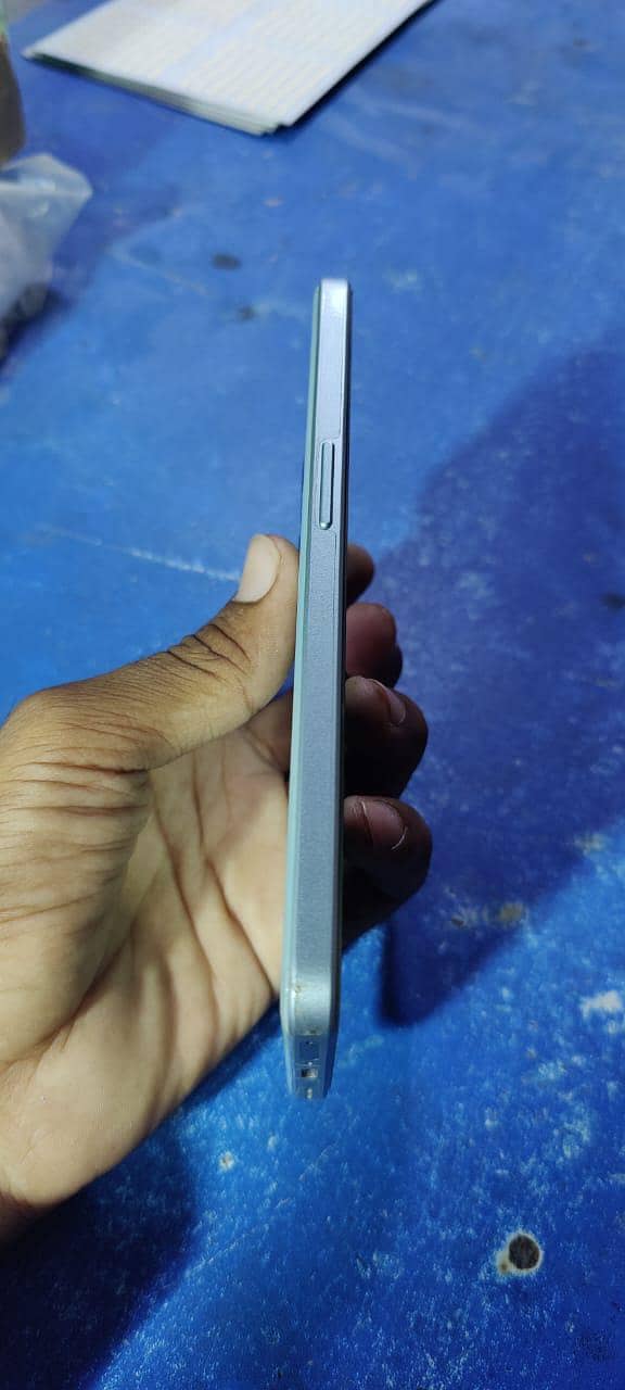 One Plus Ace 2V 0