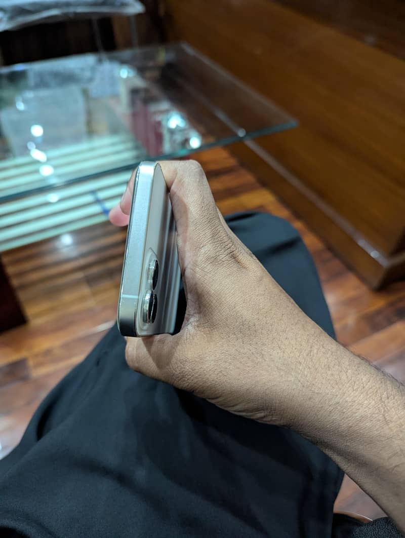 Apple iPhone 12 Pro Max 4