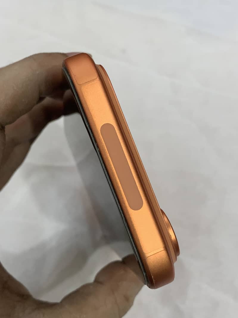 iPhone 17 Pro Max 256GB Box Pack 10/10 | Scratchless 3