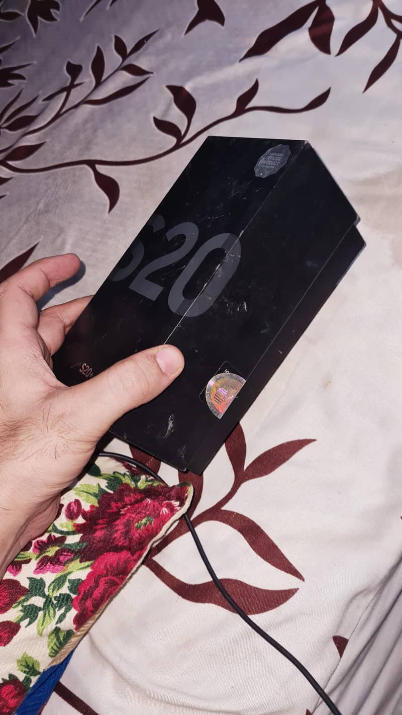 Samsung Mobile S20 Plus 7