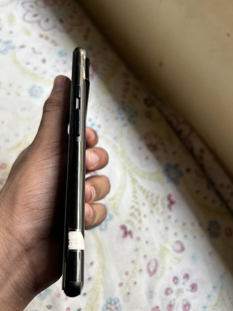 Google Pixel 6 4