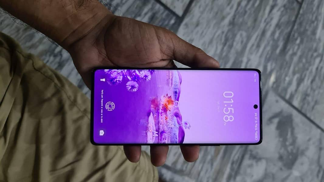 Tecno Spark 20 Pro Plus 2