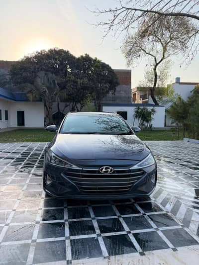 Hyundai Elantra 2023