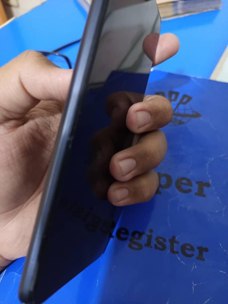 Realme C25s 4