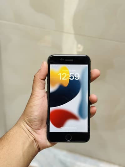 Iphone 8 plus 64gb pta approved O328OO59826