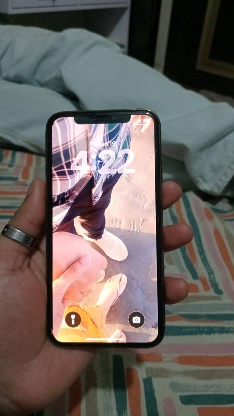 Apple iPhone 11 Pro Max 1