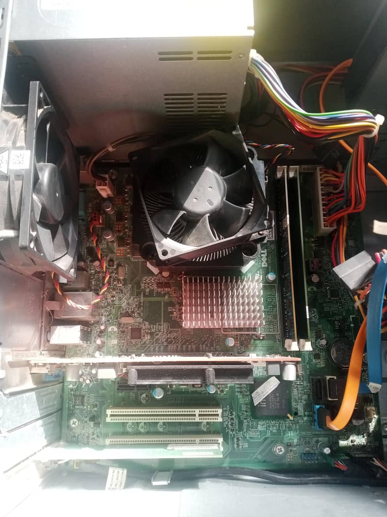 DELL COMPUTER 6