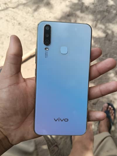 Vivo Y17