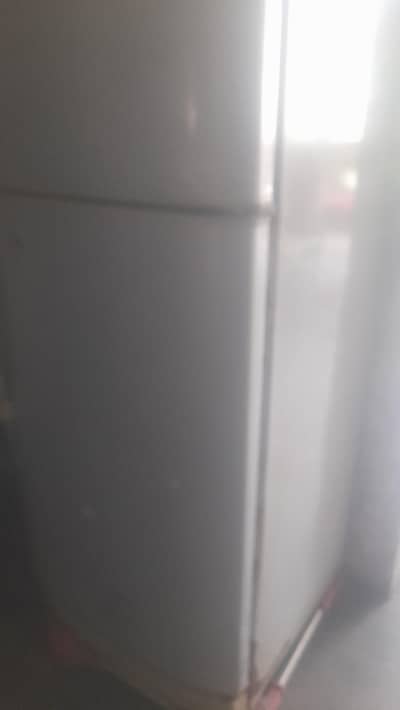 leg fridge all ok urgent need  cash 03224630290