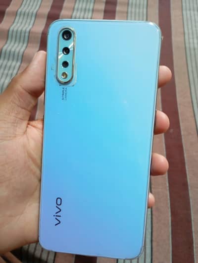 Vivo S1