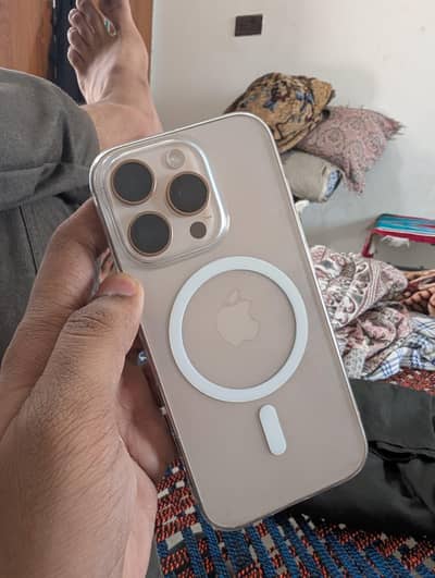 Apple iPhone 16 Pro