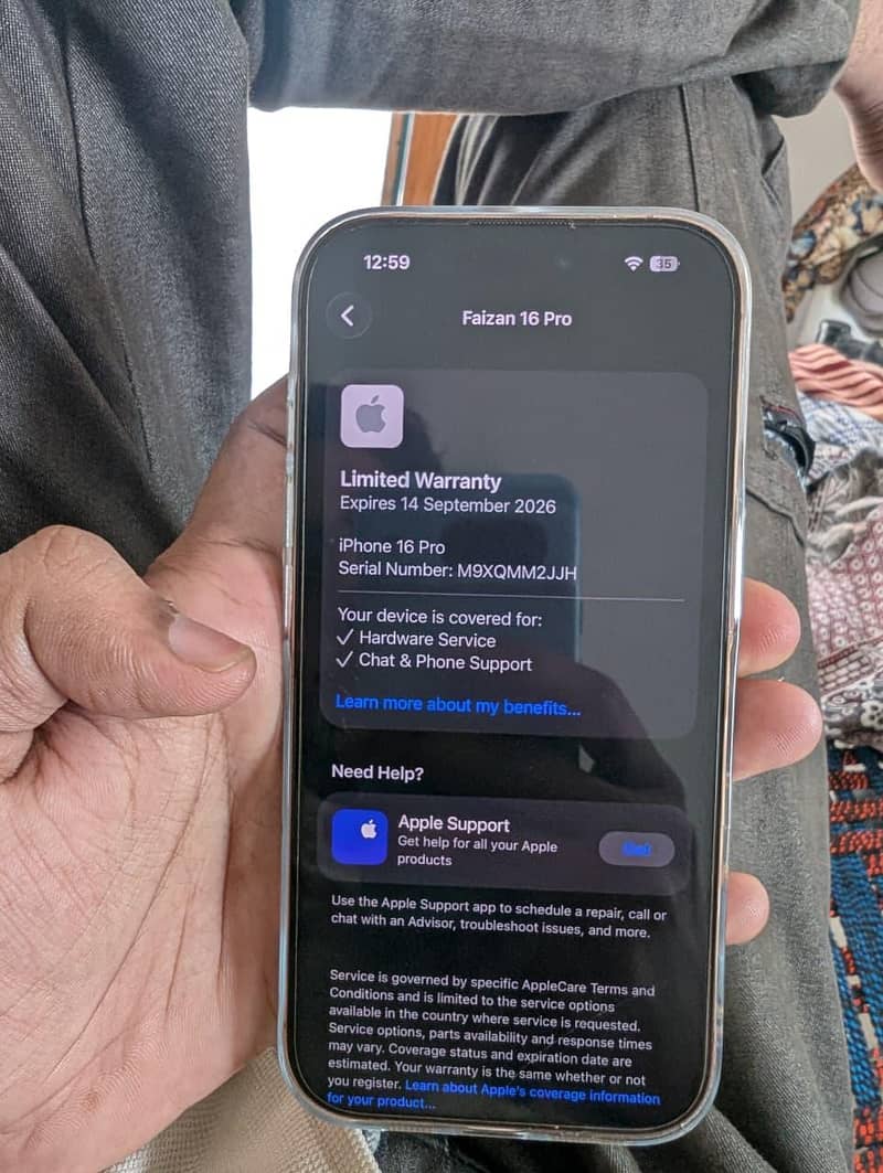 Apple iPhone 16 Pro 1