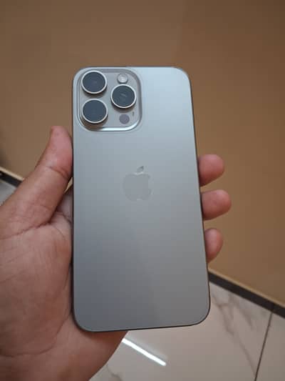 Apple iPhone 15 Pro Max 87 battery health