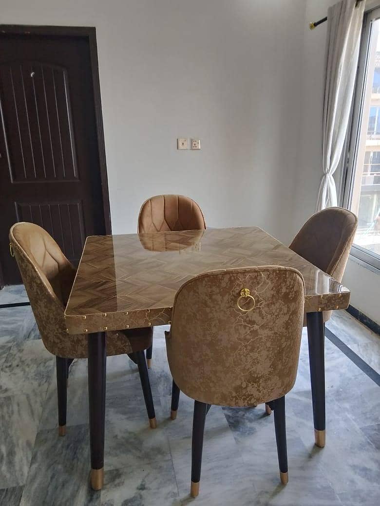 Dining table set with 4 chairs 1