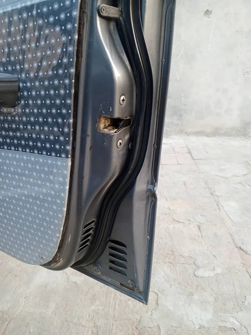 Suzuki Mehran VXR 2010 5
