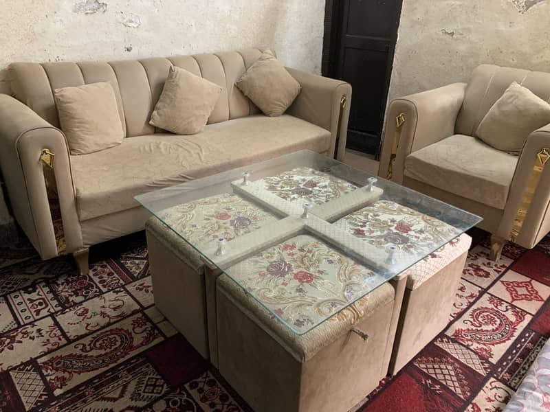 Sofa set 0