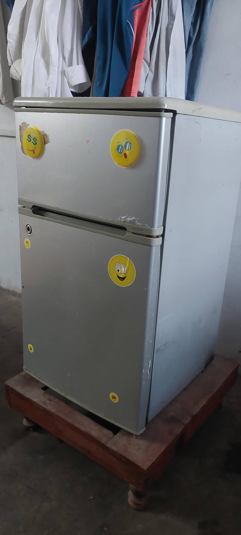 Room fridge 1