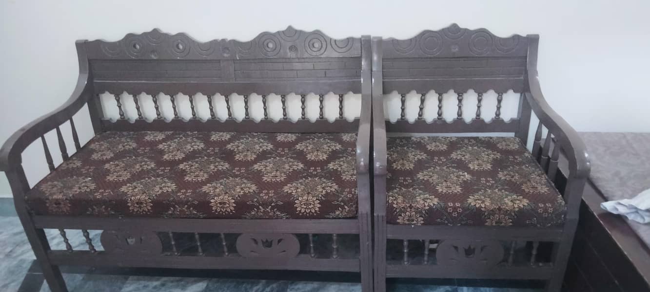 a used sofa set 0