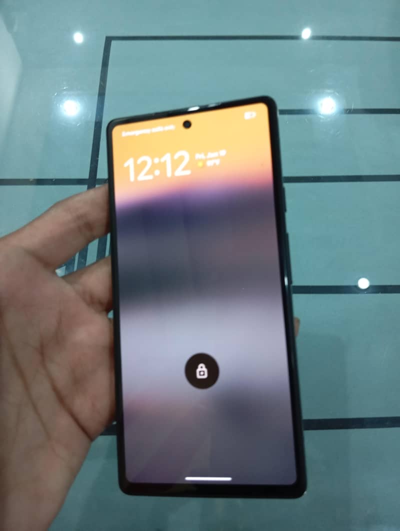 Google Pixel 6a 5