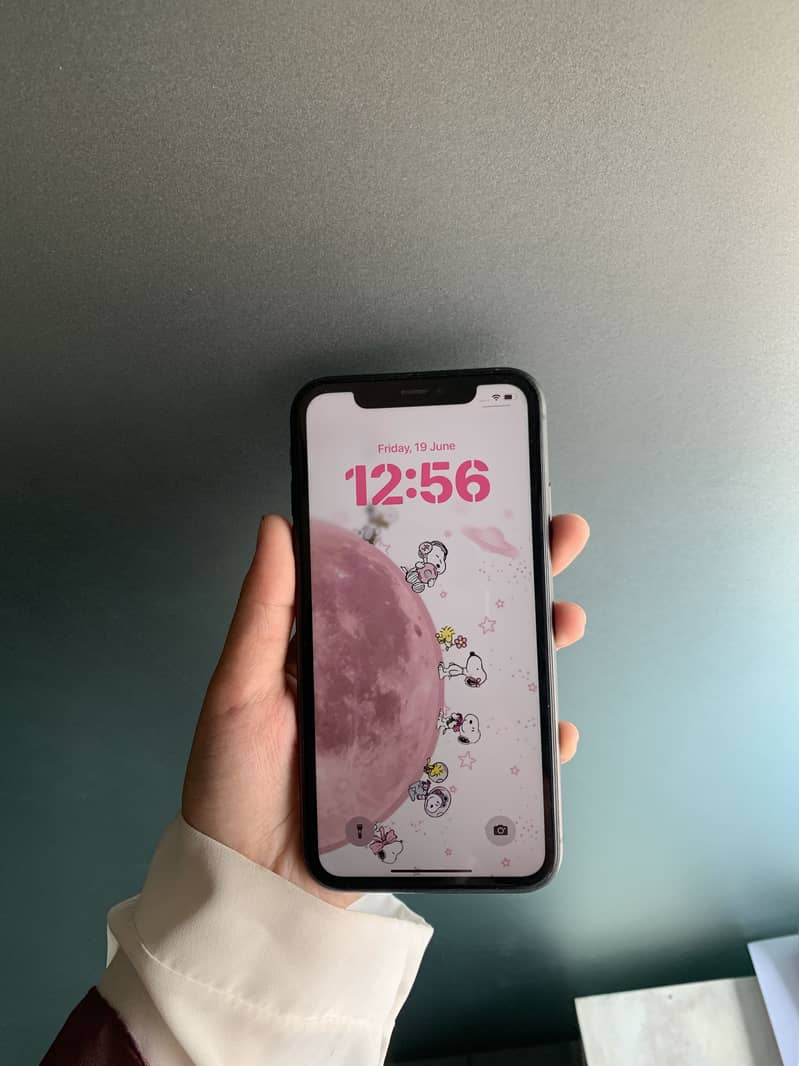 Apple iPhone 11 3