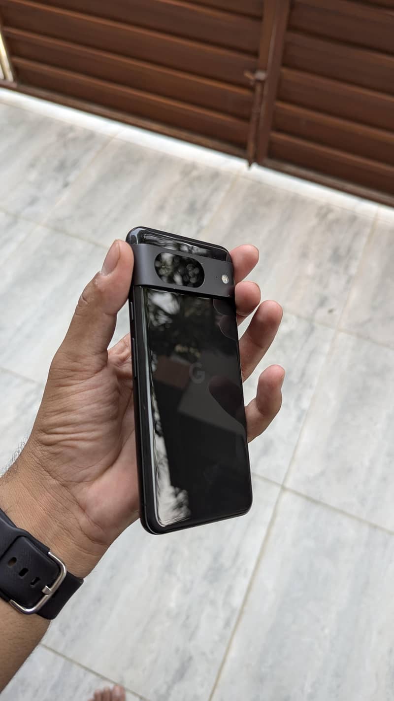 Google Pixel 8 2