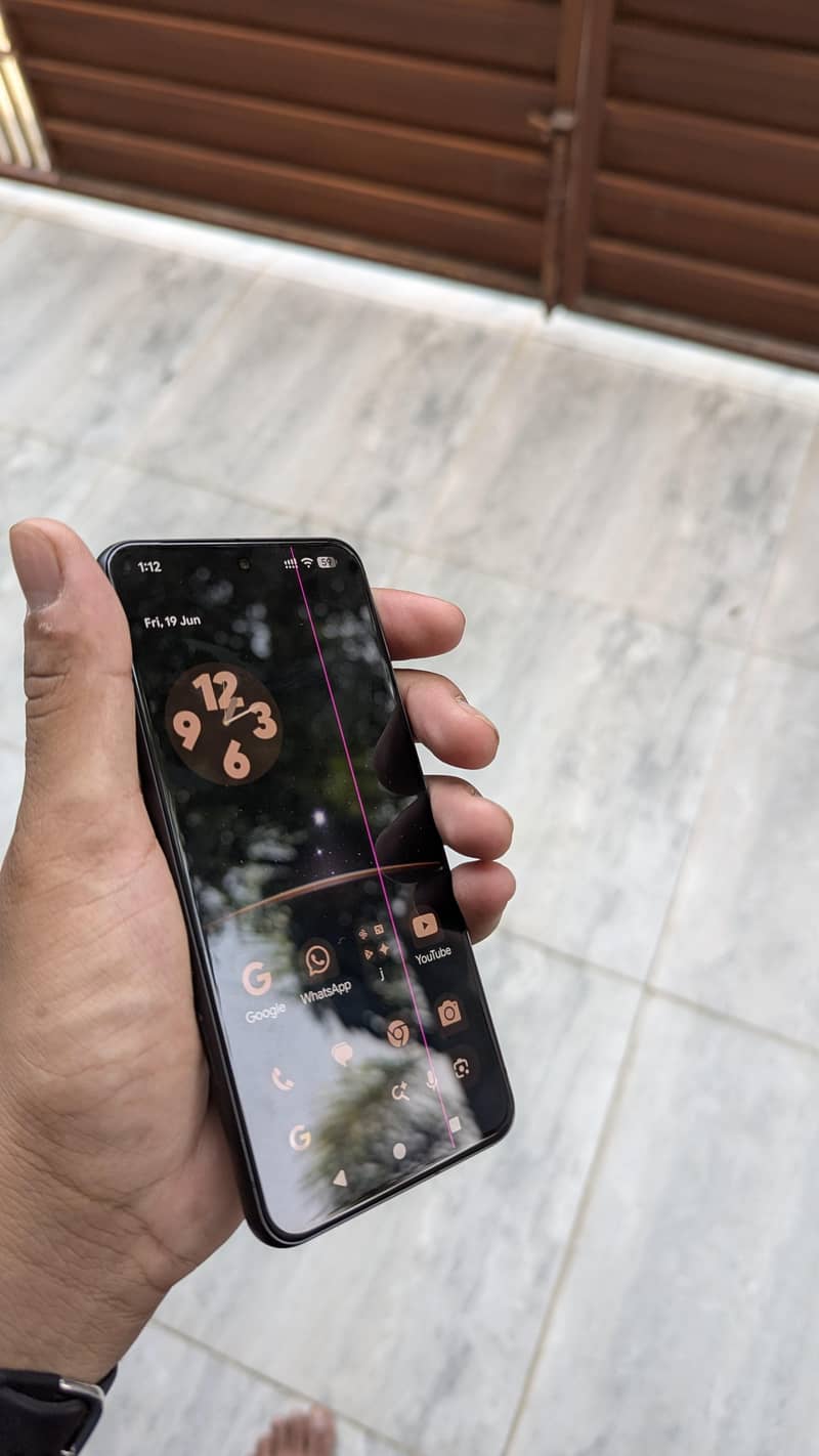 Google Pixel 8 6