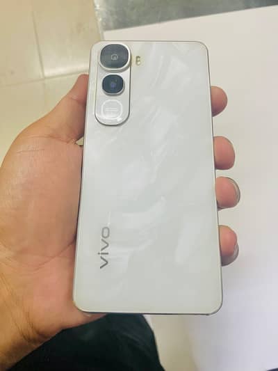 Vivo Y400